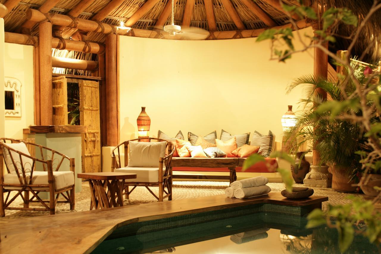 Amuleto Hotel Ixtapa  Zewnętrze zdjęcie
